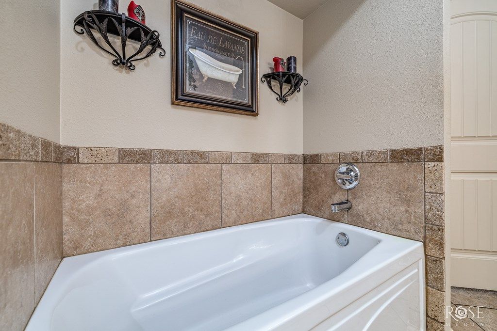 Image 19 of property listing at 4209 Autumnwood Trail, San Angelo, TX 76904