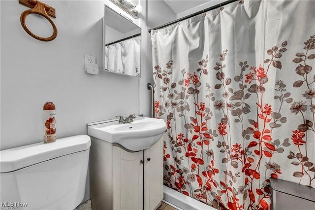 3989 E 177th Street, Cleveland, OH 44128