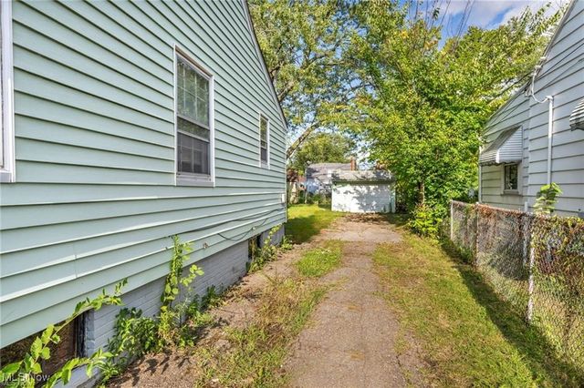 3989 E 177th Street, Cleveland, OH 44128