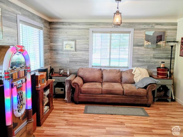 1407 SHEPHERD DR, Wellington, UT 84542