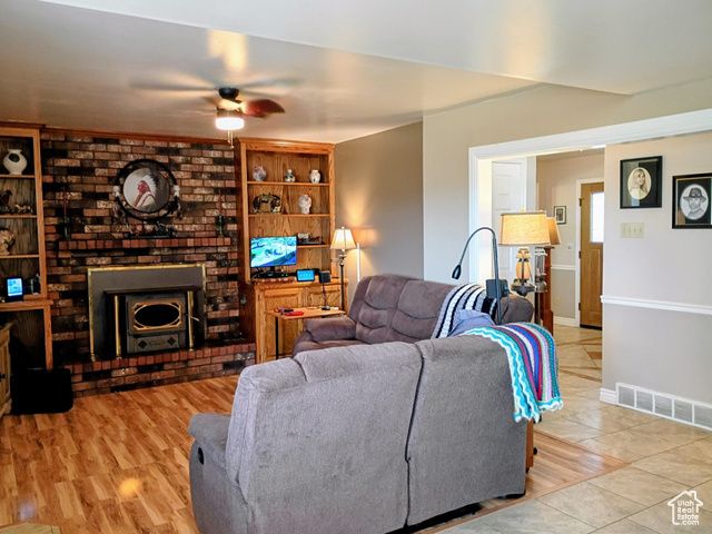 1407 SHEPHERD DR, Wellington, UT 84542