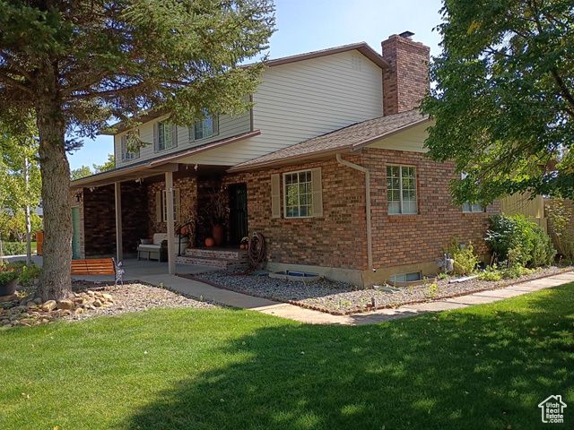 1407 SHEPHERD DR, Wellington, UT 84542