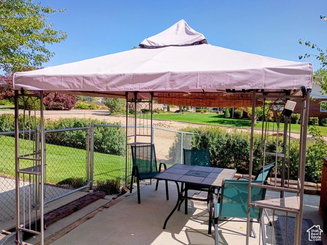 1407 SHEPHERD DR, Wellington, UT 84542