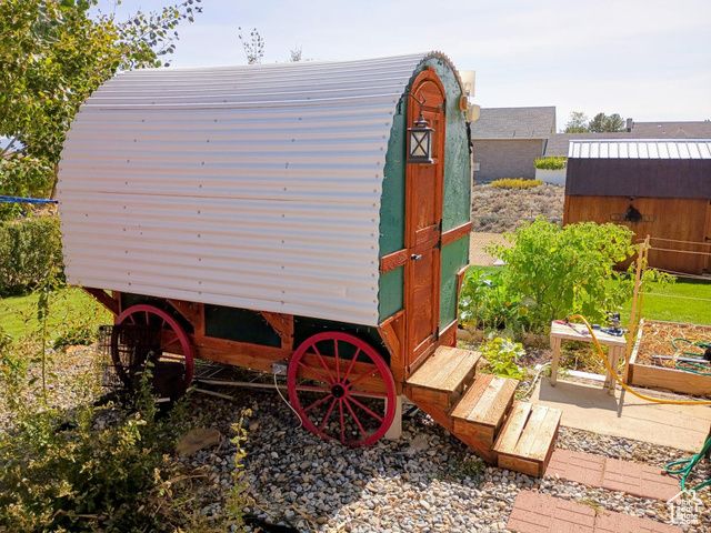 1407 SHEPHERD DR, Wellington, UT 84542