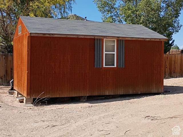 1407 SHEPHERD DR, Wellington, UT 84542