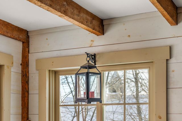 68 Doe Lane, Newbury, VT 05051