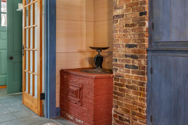 68 Doe Lane, Newbury, VT 05051