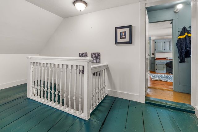 68 Doe Lane, Newbury, VT 05051