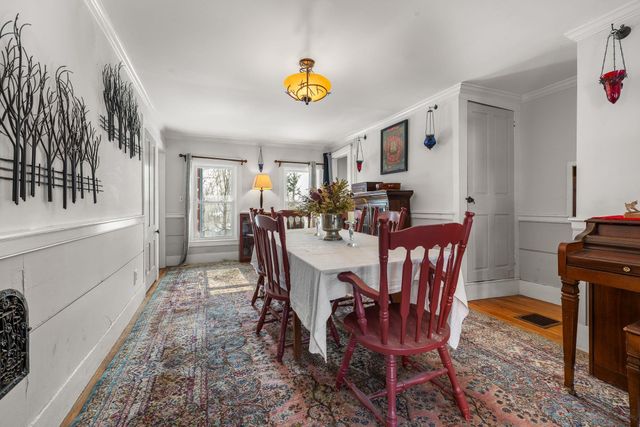 68 Doe Lane, Newbury, VT 05051