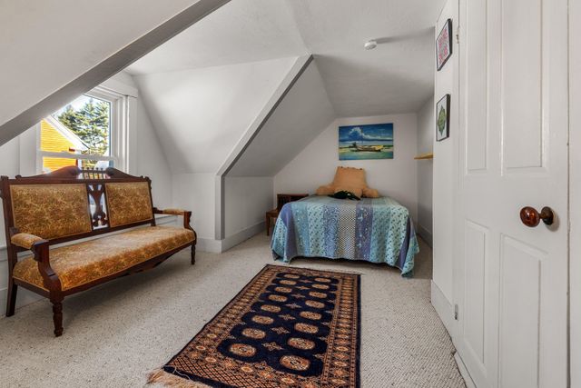 68 Doe Lane, Newbury, VT 05051