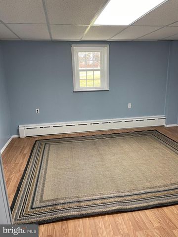 4030 BEAGLE RD, Elizabethtown, PA 17022