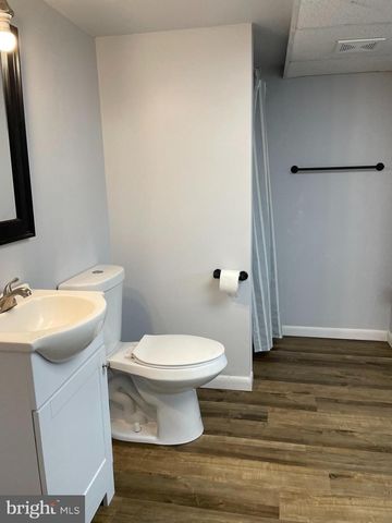 4030 BEAGLE RD, Elizabethtown, PA 17022