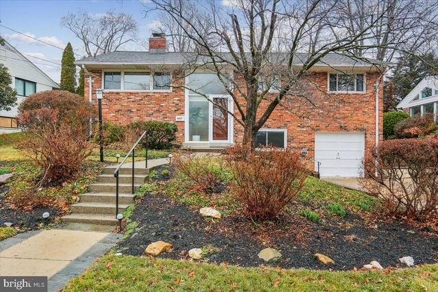 6017 CHESHIRE DR, Bethesda, MD 20814