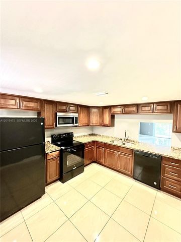 443 NE 195th St 345, Miami, FL 33179