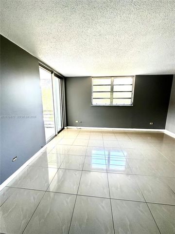 443 NE 195th St 345, Miami, FL 33179