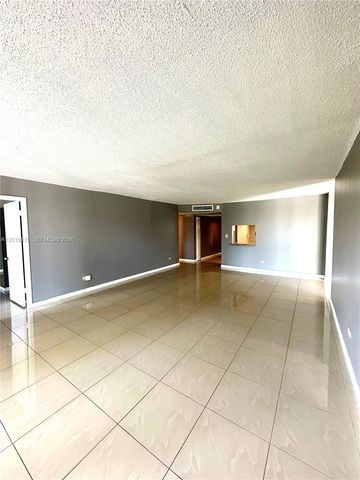 443 NE 195th St 345, Miami, FL 33179