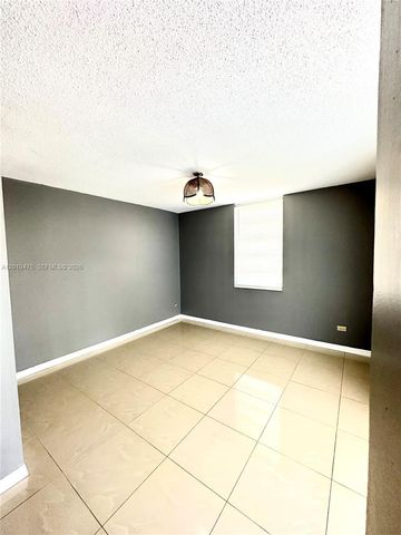 443 NE 195th St 345, Miami, FL 33179