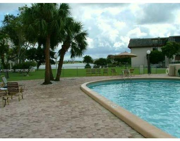 443 NE 195th St 345, Miami, FL 33179
