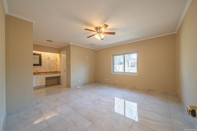 4918 Brookhead, Schertz, TX 78108