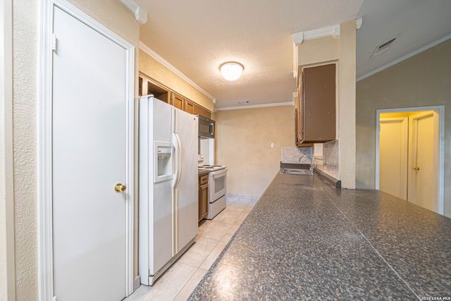 4918 Brookhead, Schertz, TX 78108