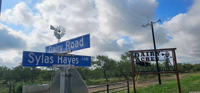 129 Sylas Hayes Loop, Pleasanton, TX 78064