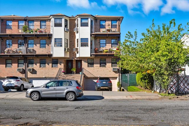 151-16 79th Street 2L3, Howard Beach, NY 11414