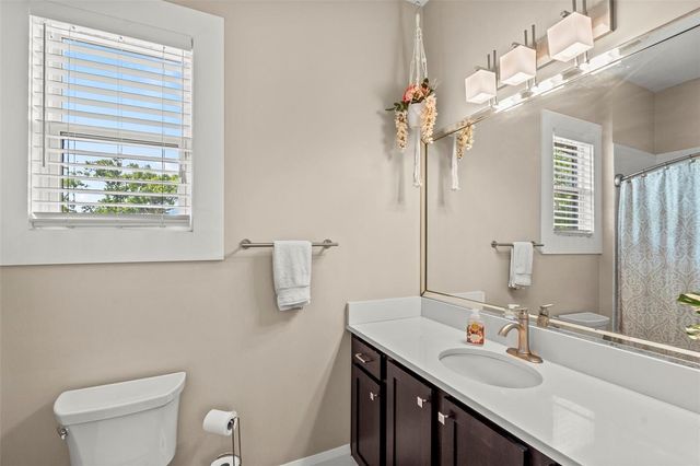 3211 W BAY VILLA AVENUE, Tampa, FL 33611