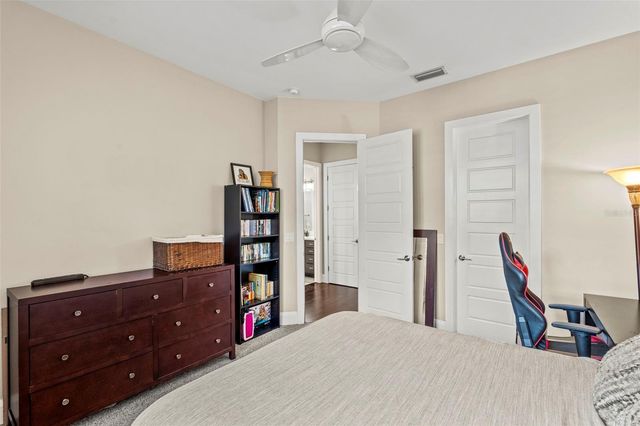 3211 W BAY VILLA AVENUE, Tampa, FL 33611