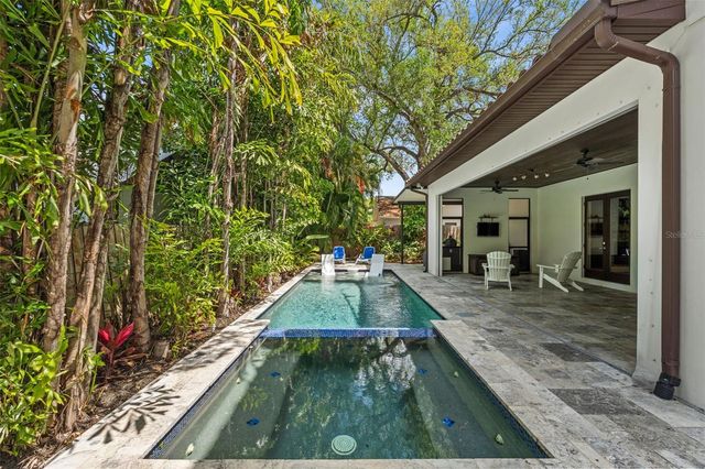 3211 W BAY VILLA AVENUE, Tampa, FL 33611