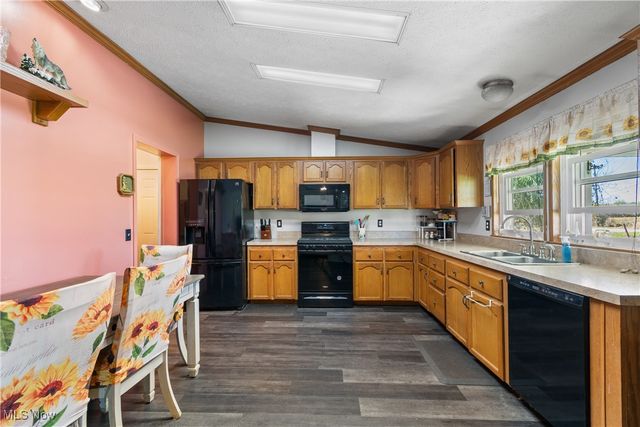 1310 Alabama Avenue SW, Dalton, OH 44618