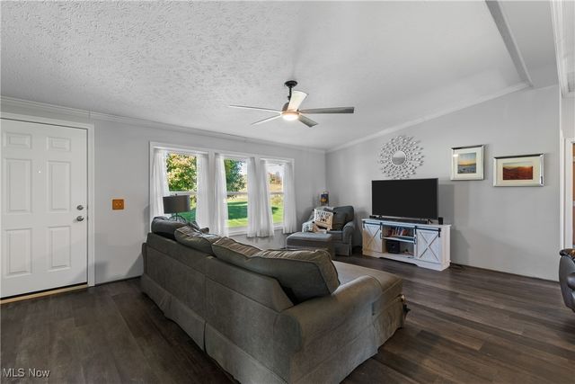 1310 Alabama Avenue SW, Dalton, OH 44618