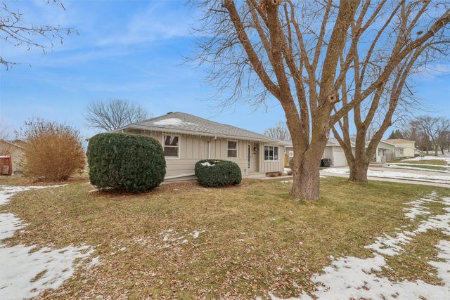 1505 S 14th Street, Adel, IA 50003