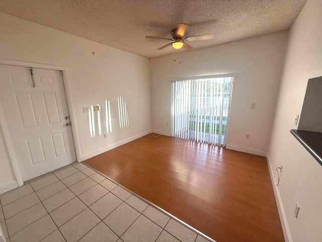 2331 NW 96th Terrace 17m, Pembroke Pines, FL 33024