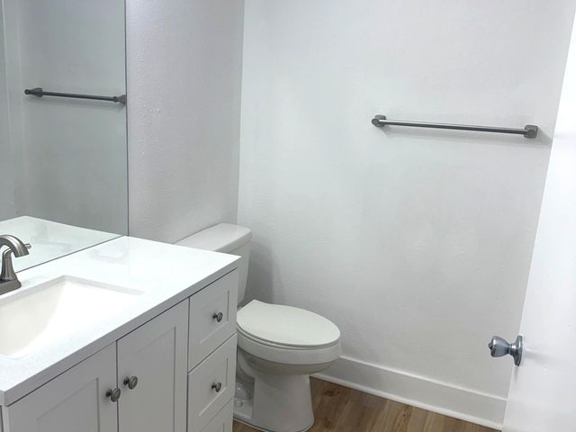 2331 NW 96th Terrace 17m, Pembroke Pines, FL 33024