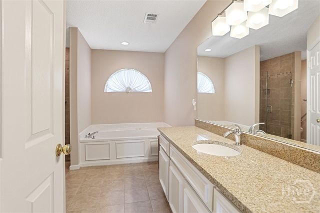 5 Indian Summer Court, Savannah, GA 31410
