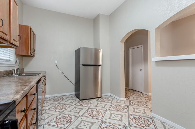 111 S Henderson Avenue, Dallas, TX 75214