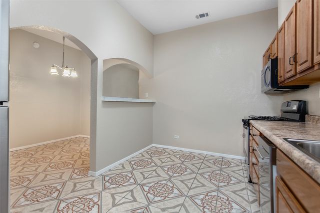 111 S Henderson Avenue, Dallas, TX 75214