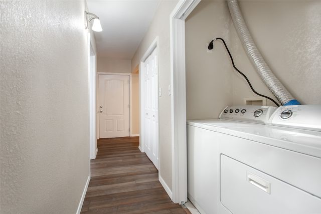 111 S Henderson Avenue, Dallas, TX 75214