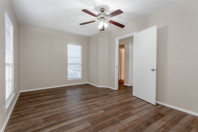 111 S Henderson Avenue, Dallas, TX 75214