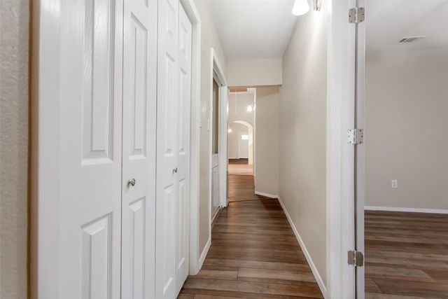 111 S Henderson Avenue, Dallas, TX 75214