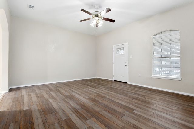 111 S Henderson Avenue, Dallas, TX 75214