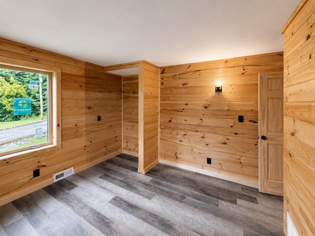 515 Buck Hill Road, Arlington, VT 05250