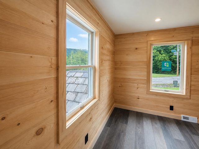 515 Buck Hill Road, Arlington, VT 05250