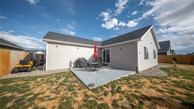 705 Snow Ghost Street, Belgrade, MT 59714