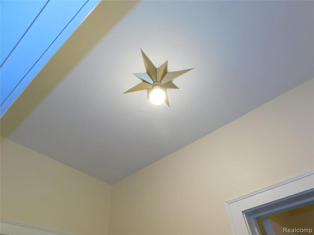 1518 Monteray Street, Flint, MI 48503