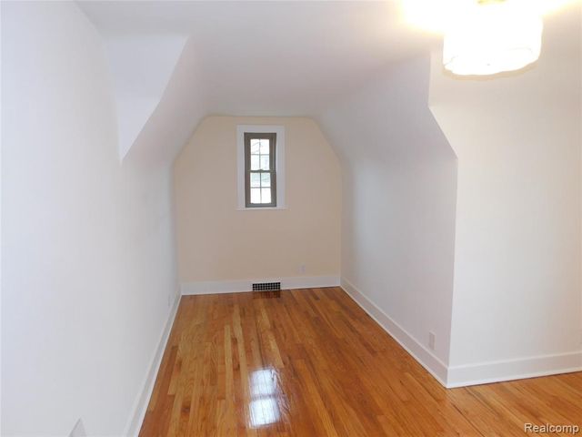 1518 Monteray Street, Flint, MI 48503