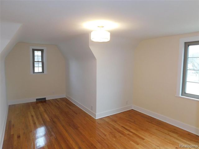 1518 Monteray Street, Flint, MI 48503