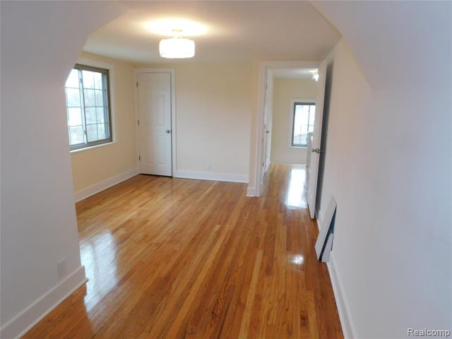 1518 Monteray Street, Flint, MI 48503