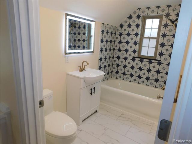 1518 Monteray Street, Flint, MI 48503