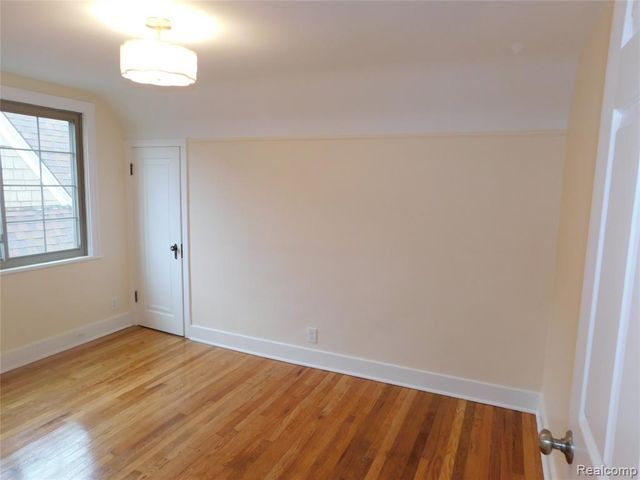 1518 Monteray Street, Flint, MI 48503